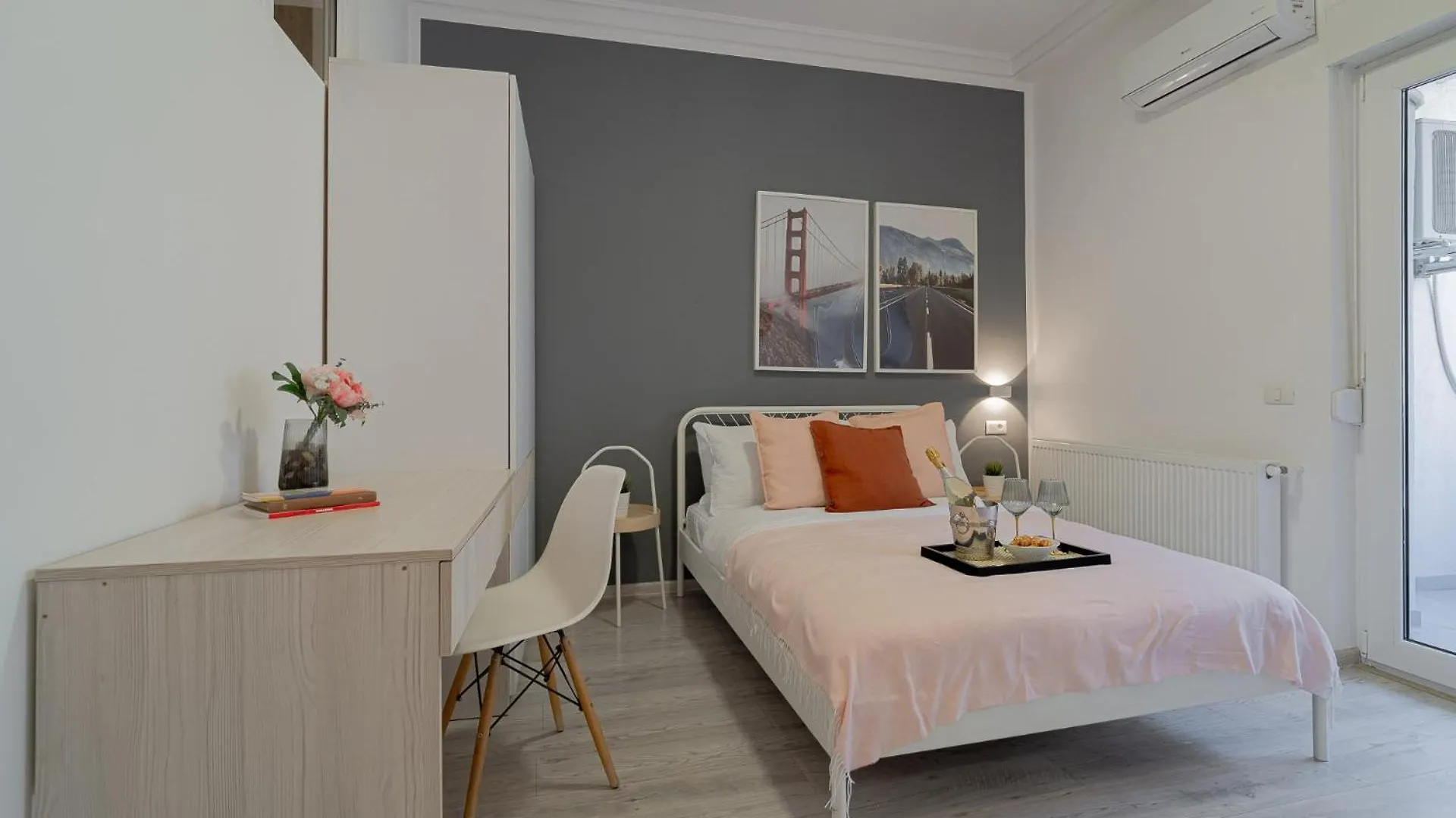 Appartement 4Br Sanctuary Near Cismigiu Park & Piata Universitatii Boekarest Roemenië