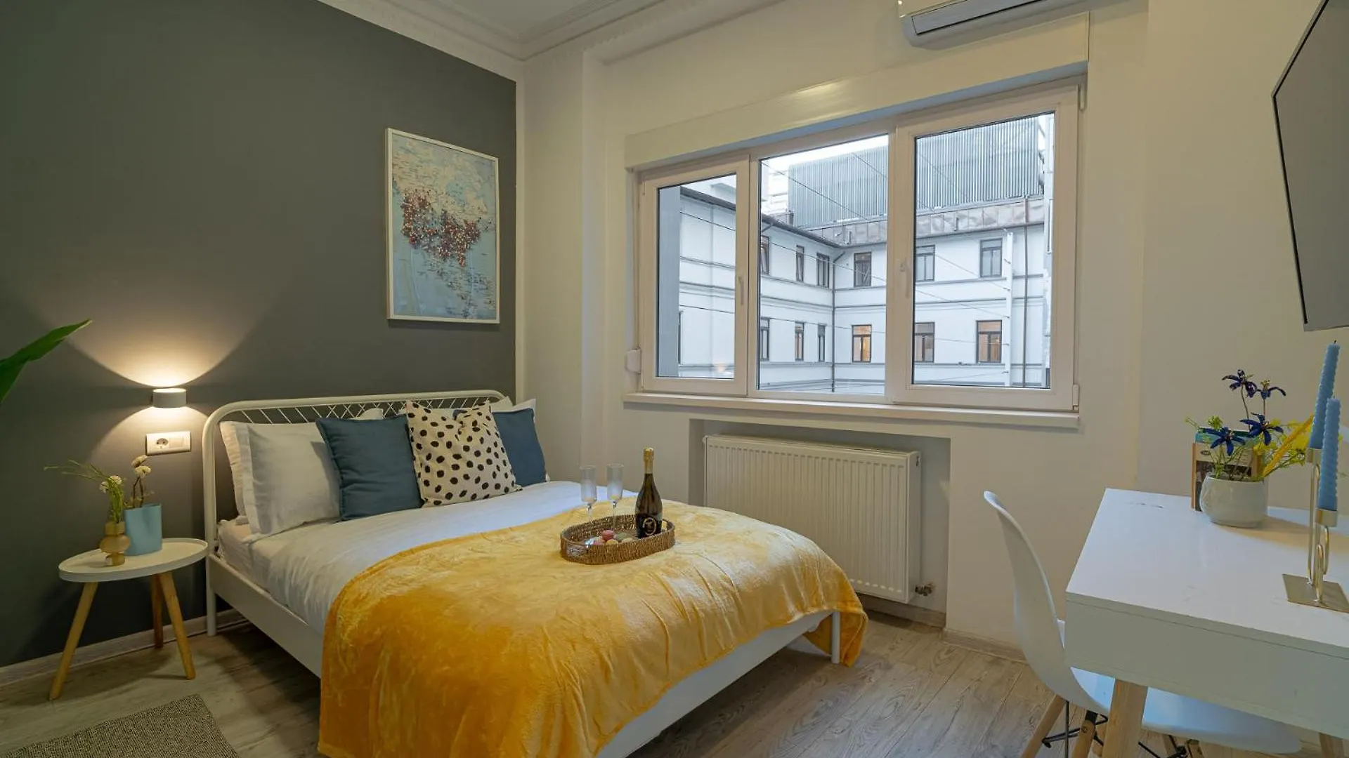 4Br Sanctuary Near Cismigiu Park & Piata Universitatii Boekarest