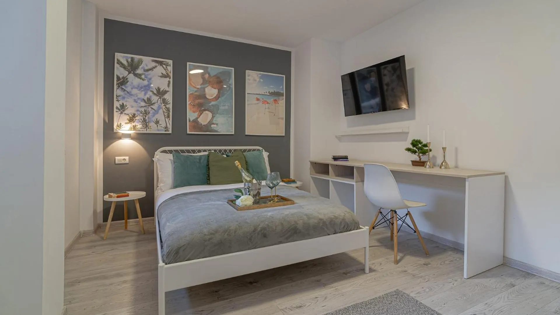 4Br Sanctuary Near Cismigiu Park & Piata Universitatii Boekarest Appartement
